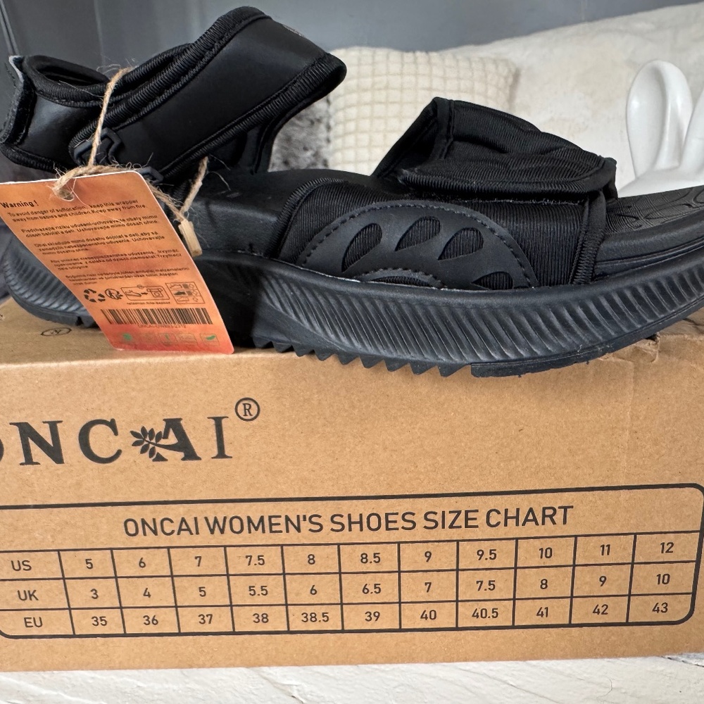 ONCAI women sandals size 7.5